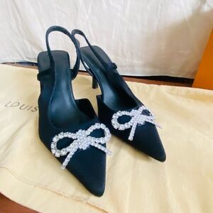 Chic Black Slingback Heels with Crystal Bow